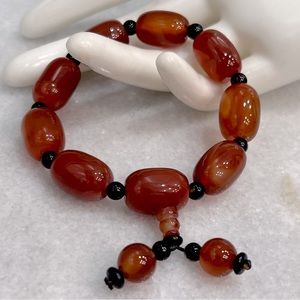 Red and Black Agate Stretch Bracelet